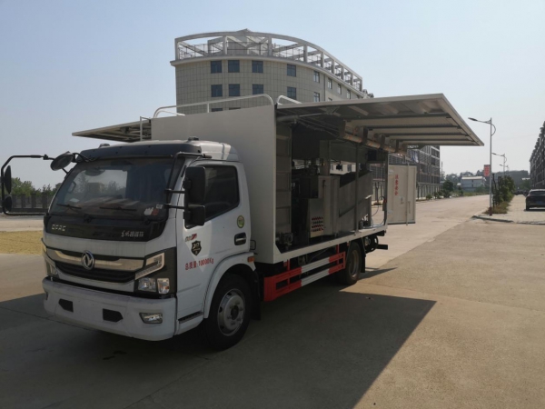 大多利卡吸污凈化車（雙疊螺機)