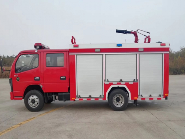 國六東風凱普特2.5噸水罐消防車