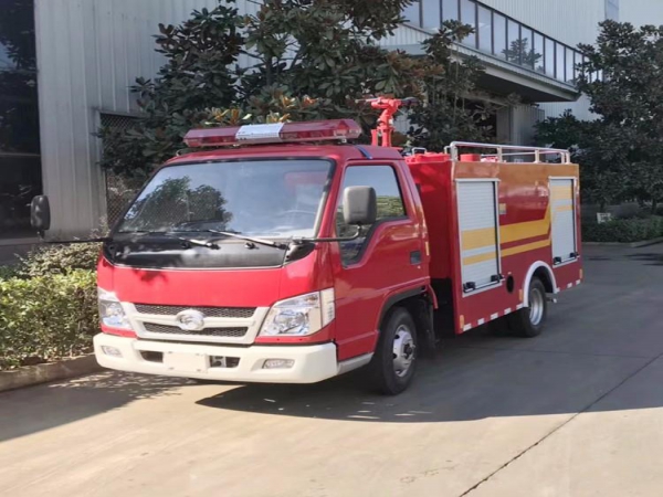 小型福田2噸消防灑水車