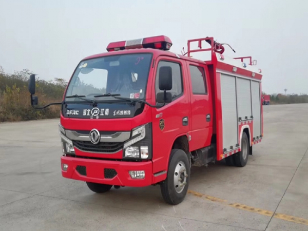 國六東風凱普特2.5噸水罐消防車