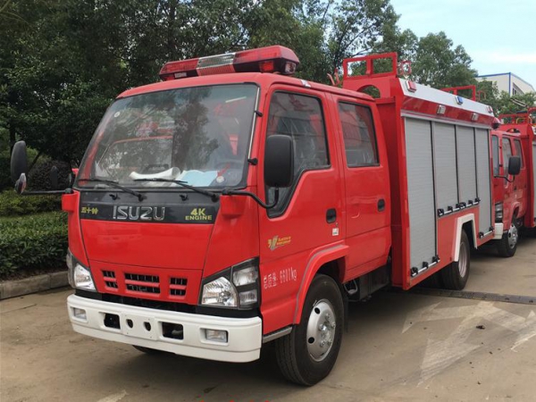 國六五十鈴水罐消防車3噸